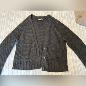 American eagle sweater